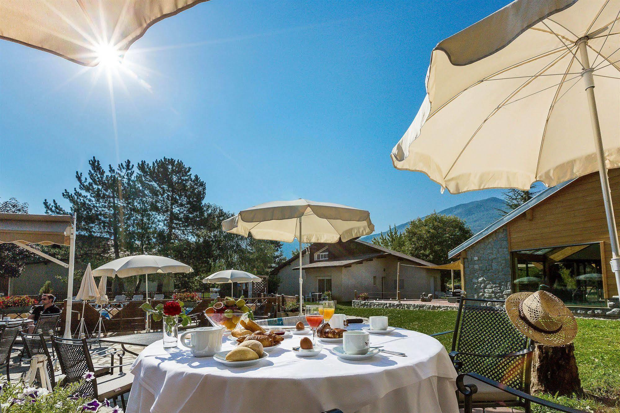 Hotel & Spa Les Bartavelles Crots Екстер'єр фото